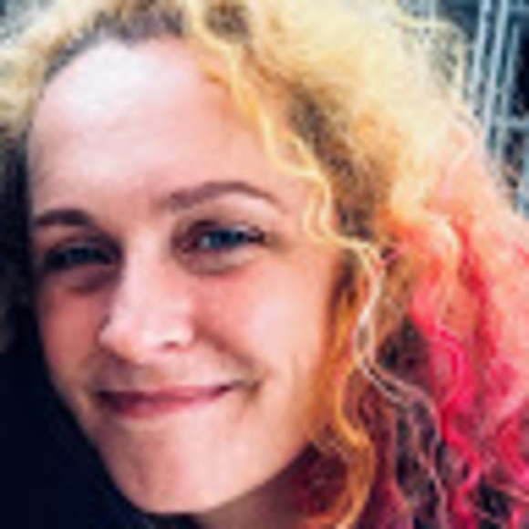 Meet your Posher, Tricia - Picture 1 of 1